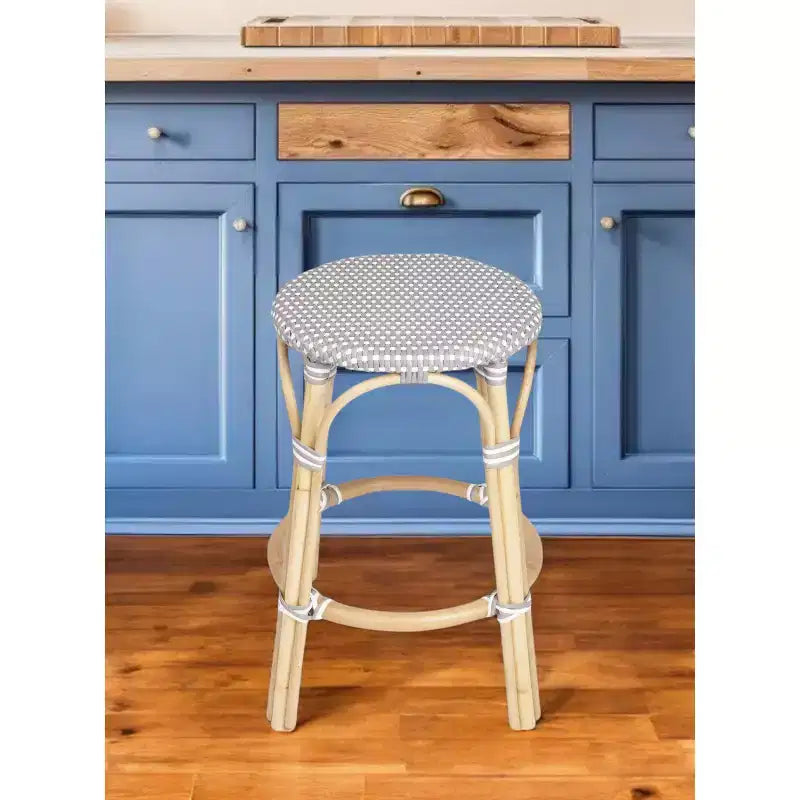 24 Chaises de bar de comptoir sans dossier en plastique gris naturel et rotin robustes