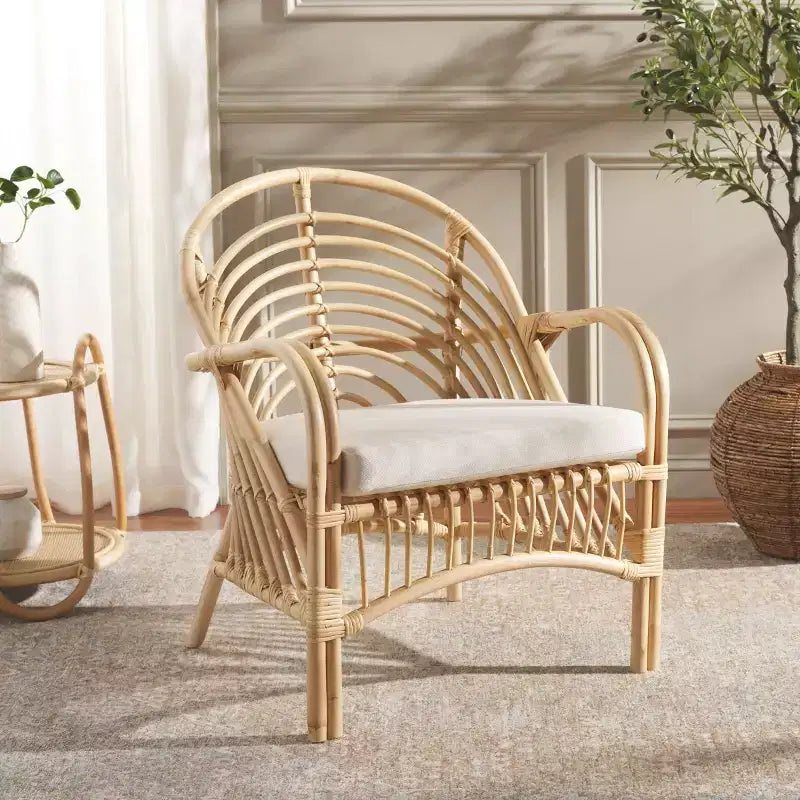 Fauteuil d'appoint en rotin avec coussin amovible et cadre en bois