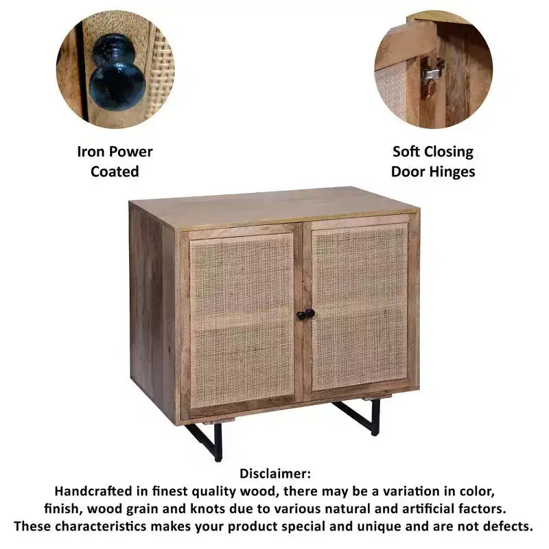 Meuble d'appoint bohème fait main avec portes en rotin maillé et cadre en bois de manguier, 89 cm