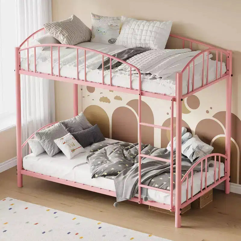 Lit superposé en métal jumeau sur jumeau, cadre de lits superposés robuste avec garde-corps arqué et échelle de sécurité, lit en acier pour enfants, pas besoin de sommier tapissier, rose
