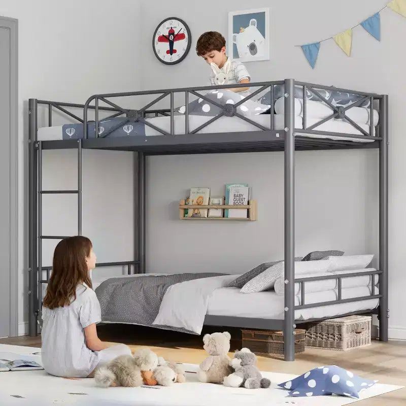 Lit superposé en métal avec motif floral et barrière de sécurité
