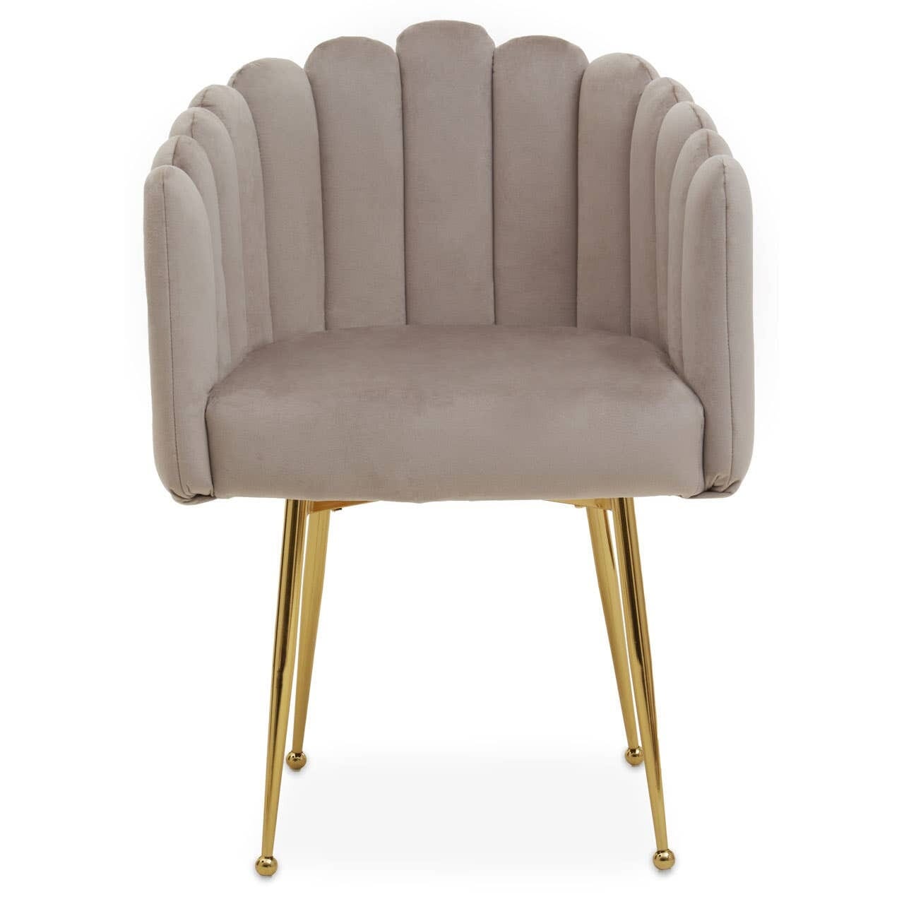 Chaise de salle à manger festonnée en velours beige avec pieds coniques dorés