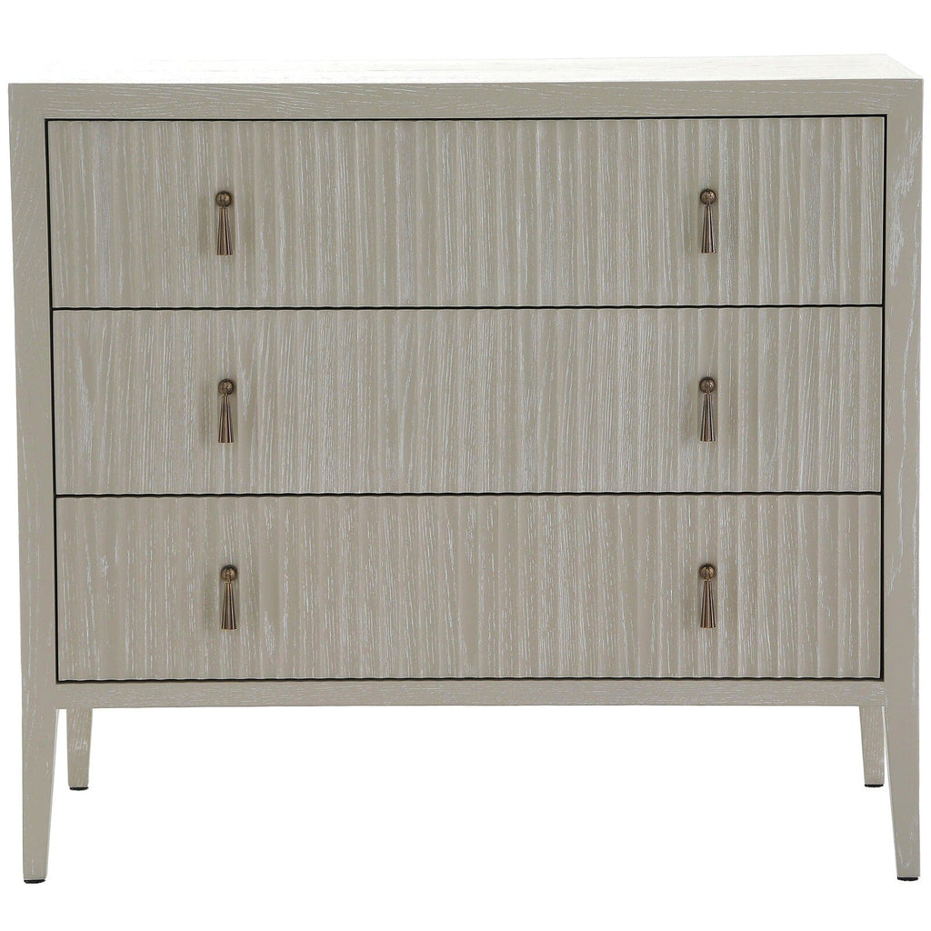 Commode 3 tiroirs en bois nervuré blanchi avec poignées en laiton