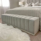 Banc de luxe rembourré en velours argenté et tissu couleur huître