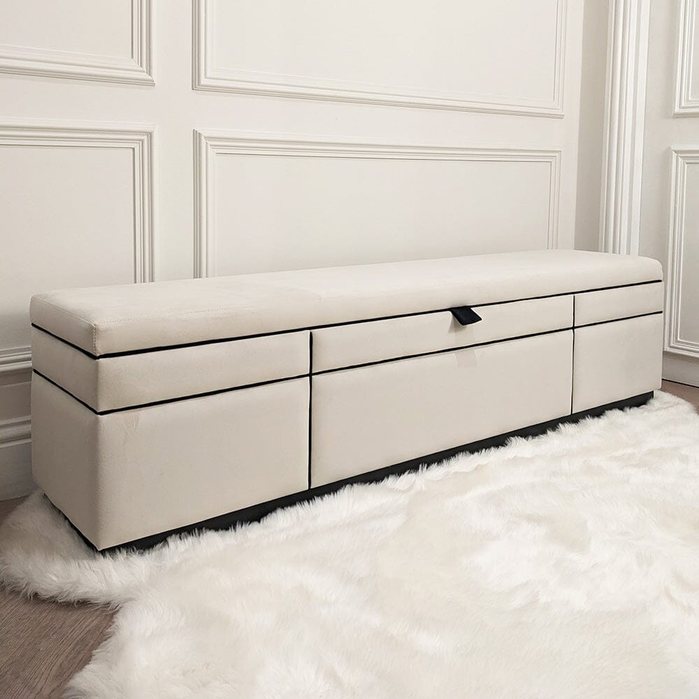 Boîte de rangement ottomane en velours passepoilé crème et noir