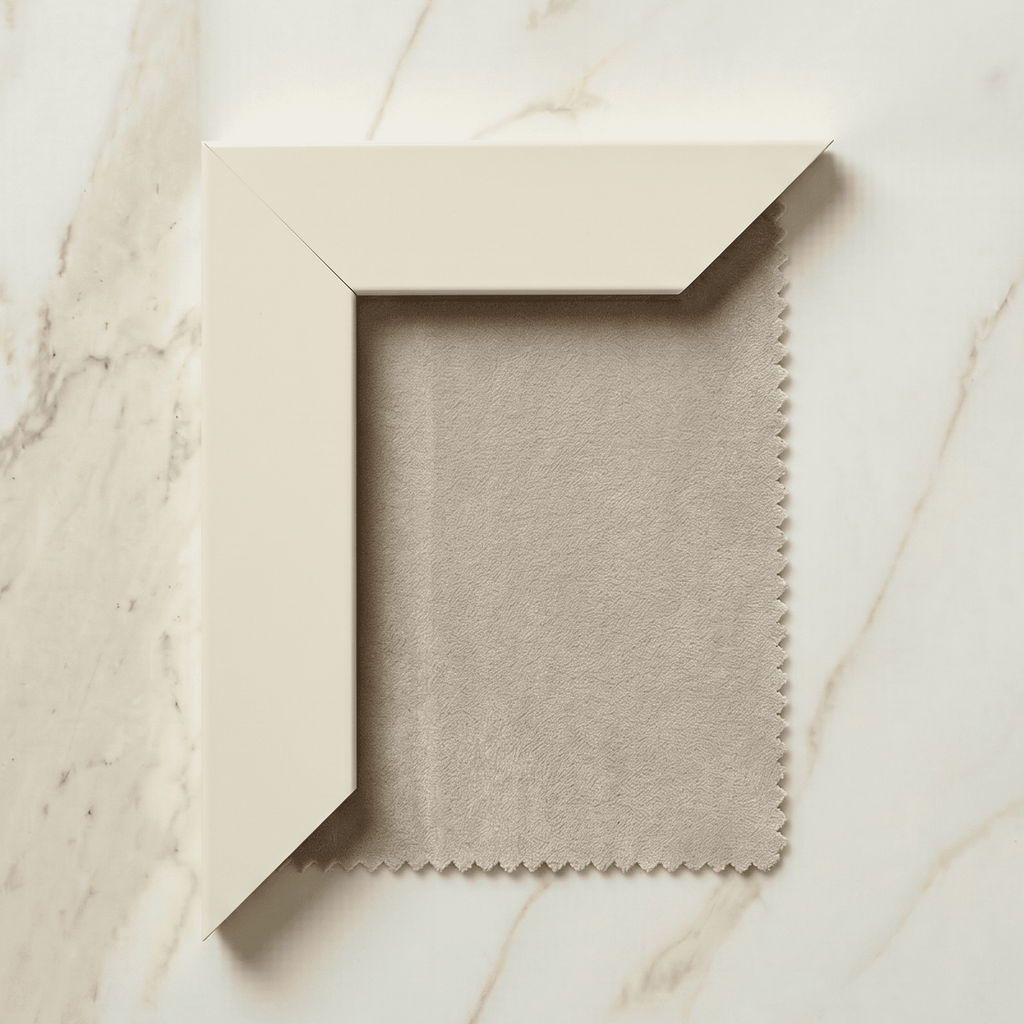 Banc rembourré en velours gris pierre avec piètement doré